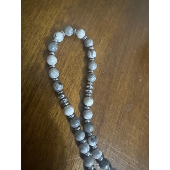 Misbaha Picture Jasper Grey Beads 33 6mm w/tassel in clear case & cloth NWT - Picture 3 of 4